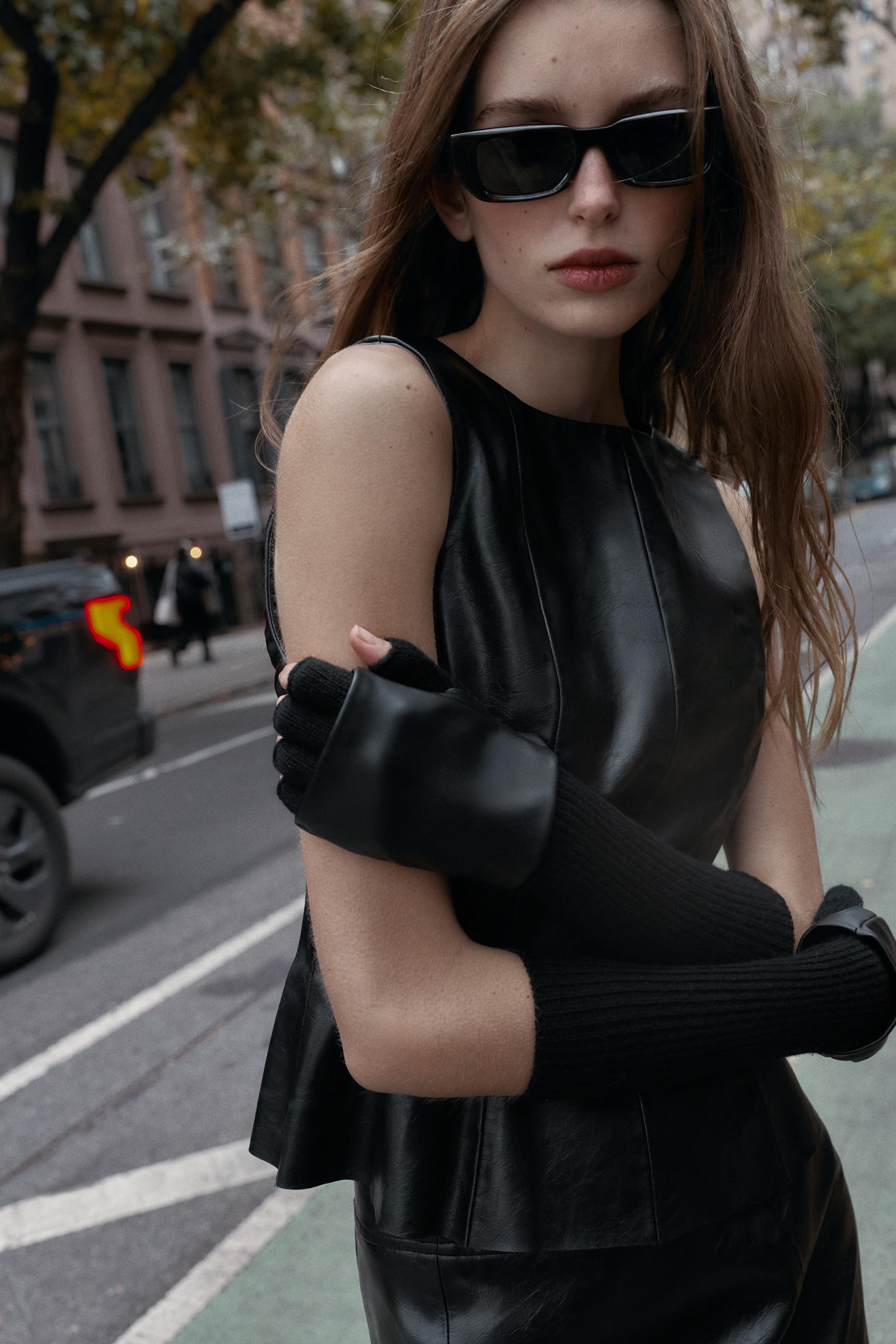 COMBINATION FAUX LEATHER MITTENS